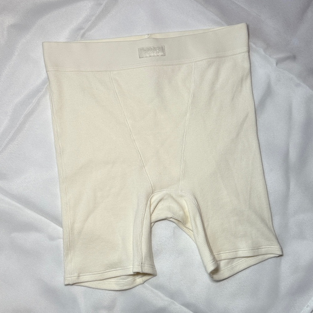 SKIMS Cotton Collection ribbed cotton-blend jersey boxer shorts - Bone